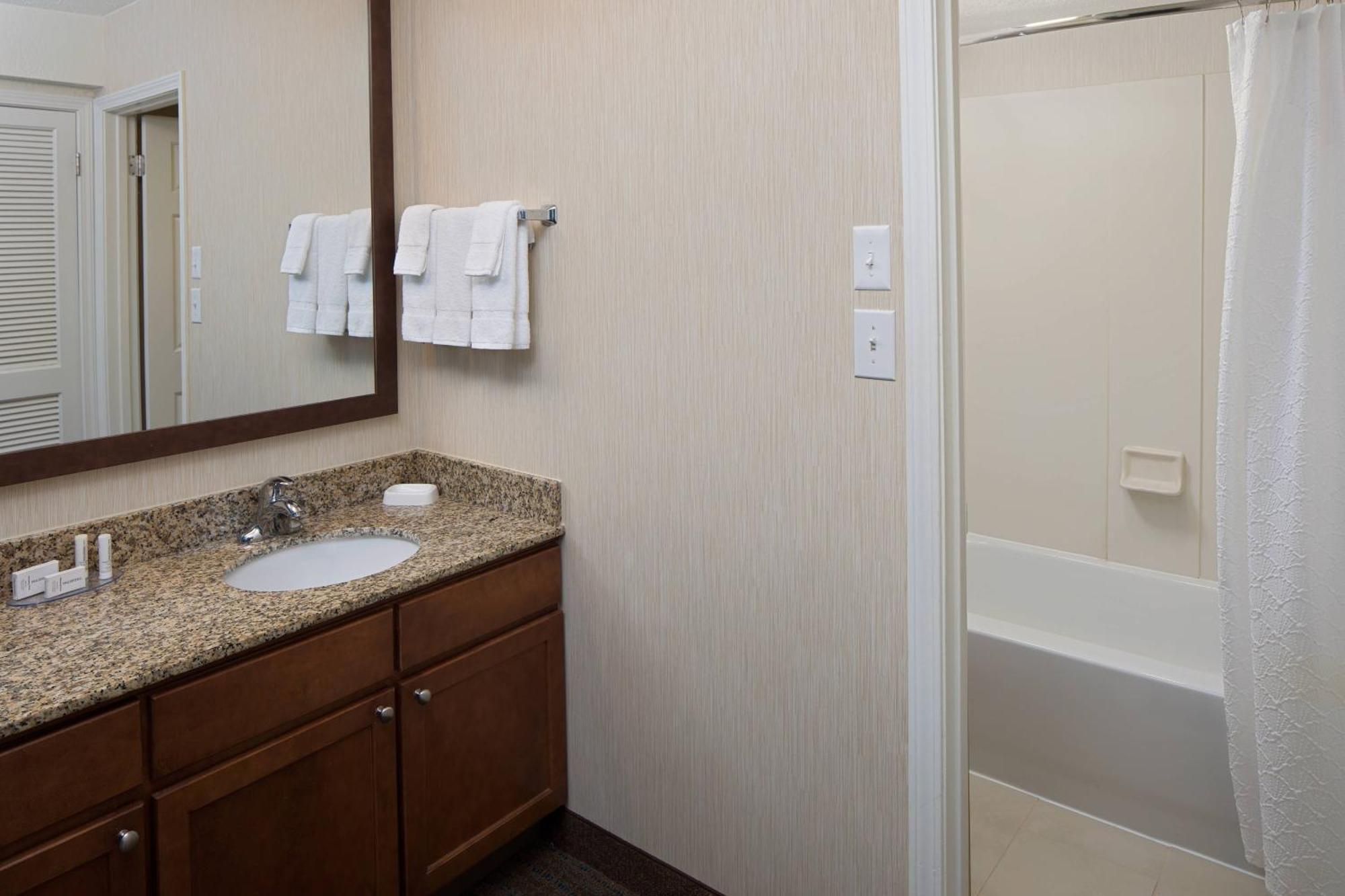 Residence Inn Louisville East Esterno foto
